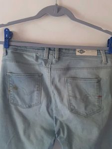 Lee Cooper Light Wash Jeans, size 28