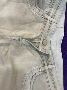 Women's Beige Cropped Pants
