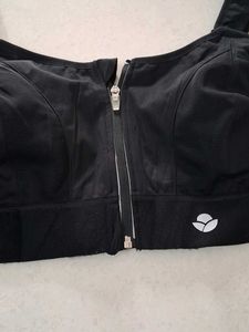 4XL Black Front Zip Sports Bra