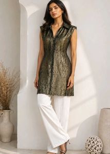 Sparkling Gold & Black Handcrafted Ethnic Kurta
