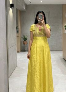 Elegant Yellow Ethnic Gown