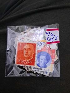 100 MIX FOREIGN Stamps