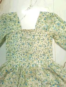 Floral Smocked Puff Sleeve Dress