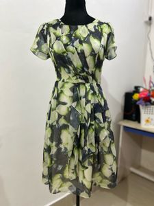 Chic Floral Print Dress