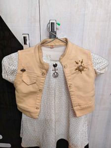 Beautiful koti top with jeans pant