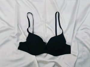 🇳🇿💫🎀Classic Black Push-Up Bra