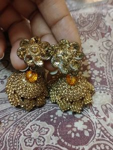 2 colour available Stunning Red &amp; White Jhumka Ear