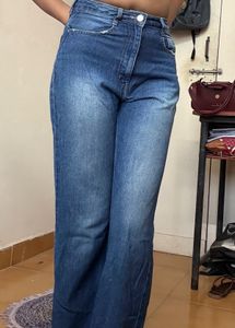 Classic Blue High-Waisted Straight-Leg Jeans | Pre