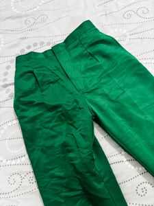 Chic Green High-Waisted Trousers