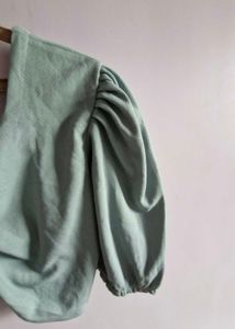 Cute Ruched Puff Sleeve Top