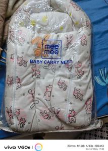 baby Cary packer