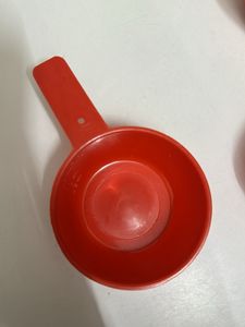 Measuring cups