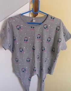 Gray Headphones Graphic Tee