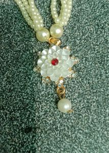 Elegant Pearl Necklace with Floral Pendant