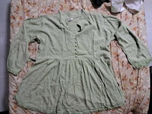 Bundle of Two Women's Short Kurtas