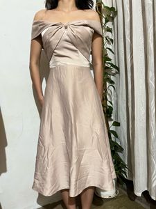Elegant Off-Shoulder Satin Midi Dress