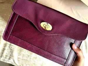 Gorgeous new PURE LEATHER Hand Bag + Sling Ba