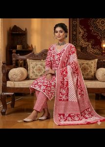 Red Floral Print Kurta Set with Dupatta