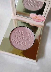 Too Faced Pinker Times Ahead Highlighter