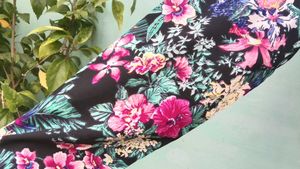 Floral Sleeve Black Shirt 🖤🪽