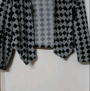 Stylish Pink &amp; Black shrug Set