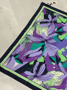 100% Silk Elizabetta  Italy Scarf