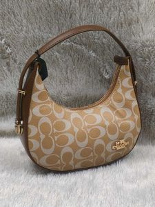 Coach Signature Hobo Bag(dupe)
