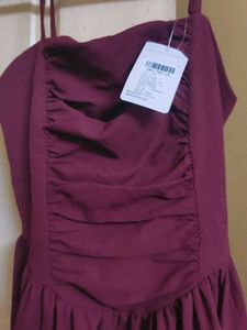 Elegant Burgundy Maxi Dress