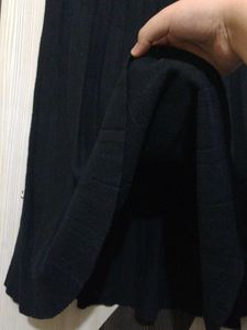 Classic Black Midi Skirt(wool)length 33