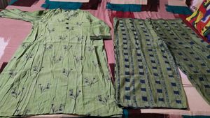 fix rate Light Green Floral Kurta Set