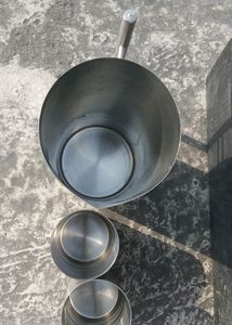 Jug And Glasses Set