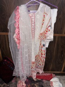 White pakistani suit(3 day offer only)