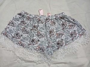 Floral Lace Trim 💚Pajama Shorts