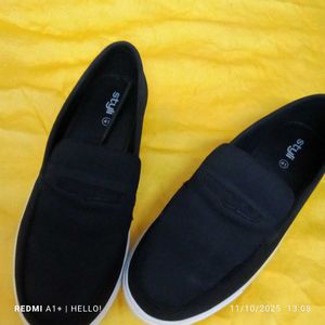 🎇Diwali Offer🎇Black Branded Men Loafers