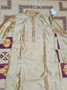 I Am Selling My Original Manyavar Kurta..