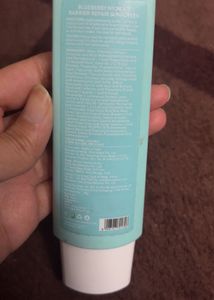 DOT &amp; KEY Blueberry Hydrate Sunscreen SPF 50+