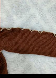 Brown Ribbed Lettuce Hem Pullover top