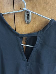 Chic Black V-Neck Top