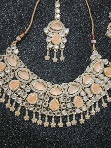 New Peach & Crystal Necklace Set with Mangtika