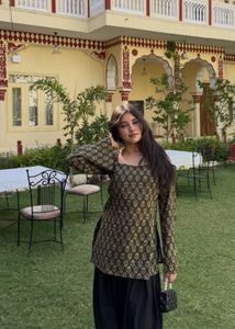 Desi bell sleeve short kurti