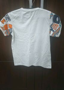 Bundle of 3 Graphic T-Shirts