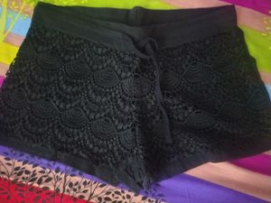 Pair of stylish shorts - Denim and Lacy