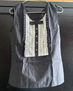 ✨ Beautiful Black Sleeveless Top for Sale ✨