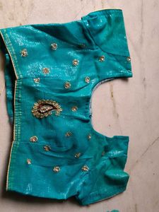Teal lehnga choli set with earrings freebie