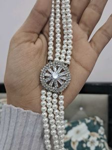 Elegant Pearl and Crystal Jewelry Set