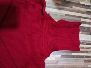 Maroon Ribbed Turtleneck Sweater
