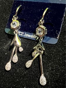 anti-tarnish  Sparkling Dangle Earrings