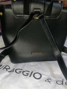 MIRAGGIO Stylish Black Backpack with Gold Studs