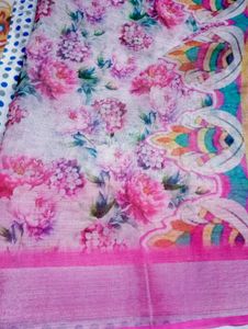 Beautiful Floral Print Saree
