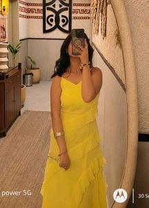 Chic Yellow Ruffled Maxi Dress
